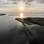 Reetmeer Ferienhaus, Und Ferienzimmer Apartment *