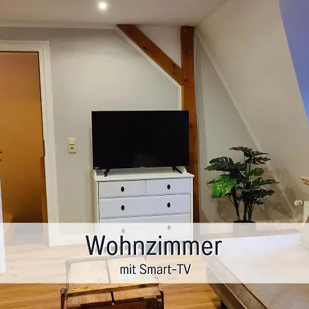 Апартаменты Reetmeer Ferienhaus, Und Ferienzimmer *