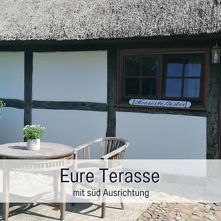 Reetmeer Ferienhaus, Und Ferienzimmer