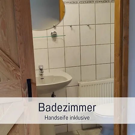 Reetmeer Ferienhaus, Und Ferienzimmer