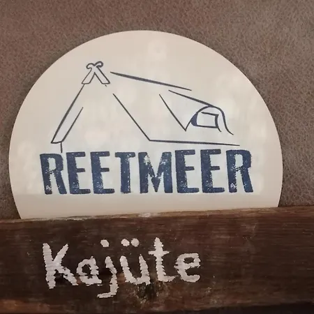 Reetmeer Ferienhaus, Und Ferienzimmer Apartment *